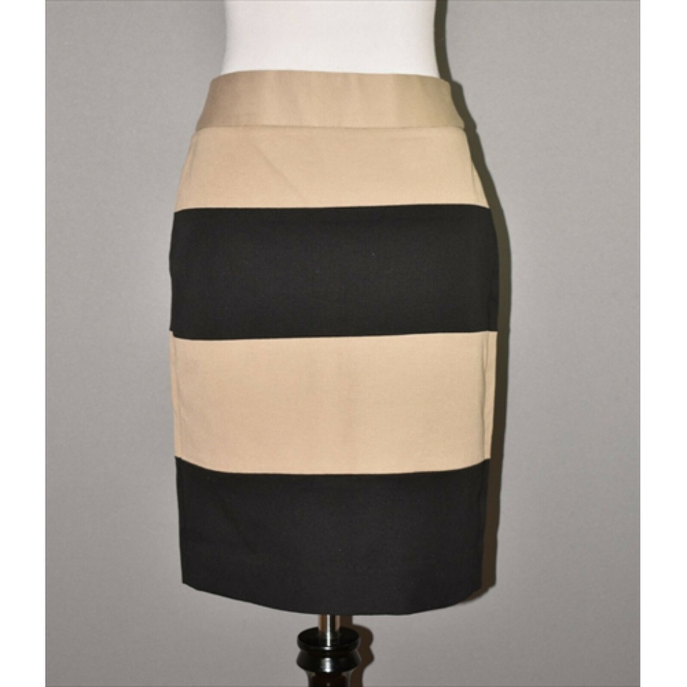 BANANA REPUBLIC Sloan Pencil Skirt